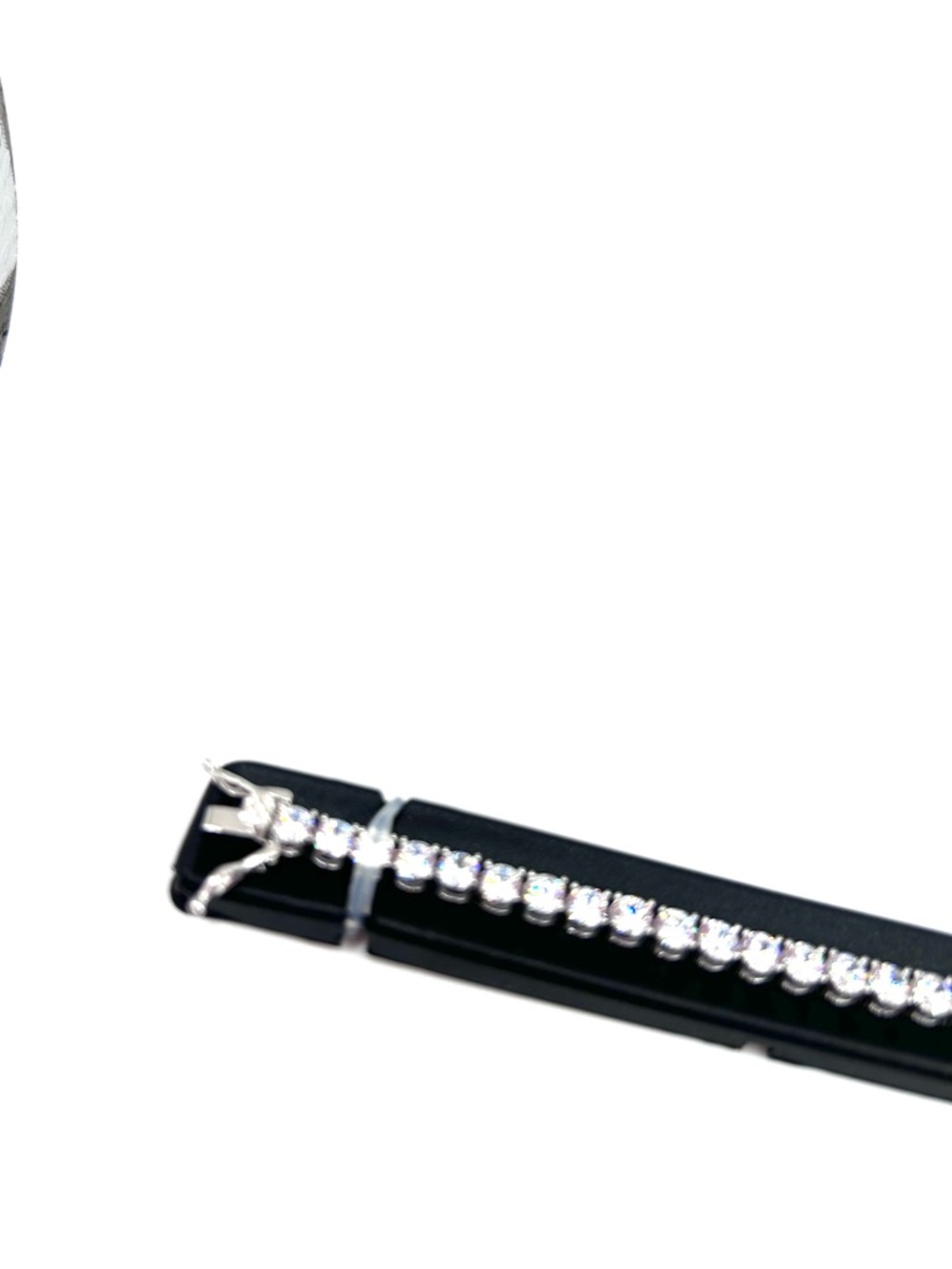 NEW Sterling Silver and Crystal Tennis Bracelet. 7.5 inches. - Picture 1 of 3
